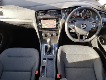 Used Volkswagen Golf 2020 for sale - 76392692: Photo