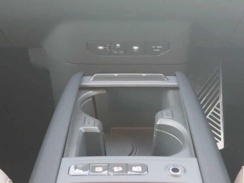 Used Kia EV9 2025 for sale - 77108395: Photo 10