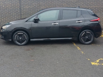 Used Nissan Leaf 2022 for sale - 76456518: Photo