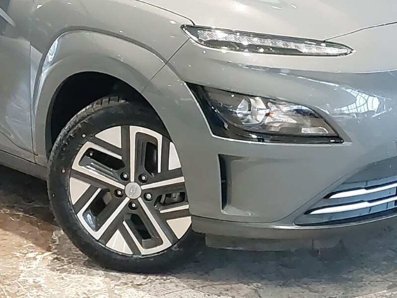 Used Hyundai KONA 2023 for sale - 77907282: Photo 9