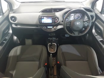 Used Toyota Yaris 2020 for sale - 78617024: Photo