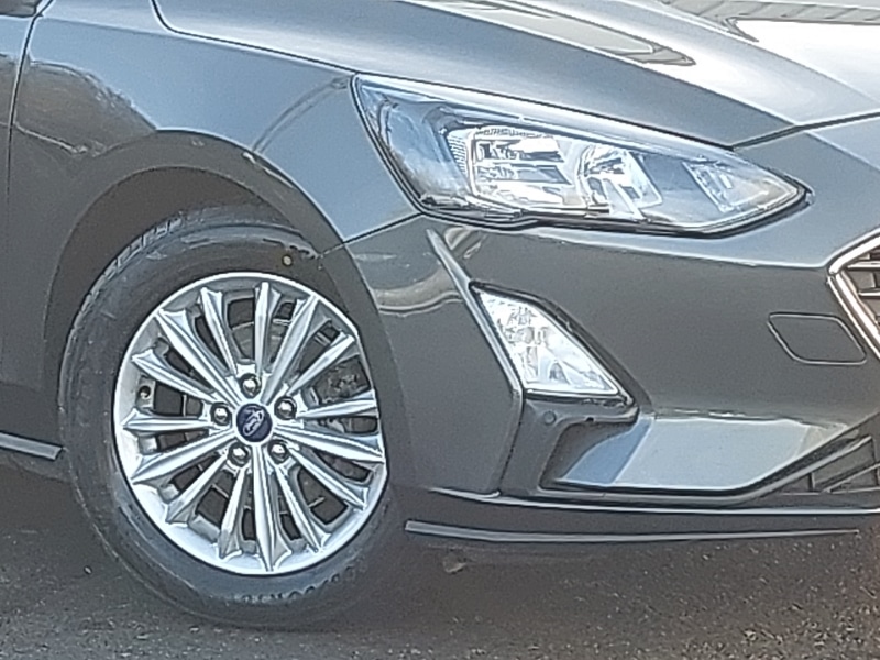 Used Ford Focus 2020 for sale - 76925703: Photo 9