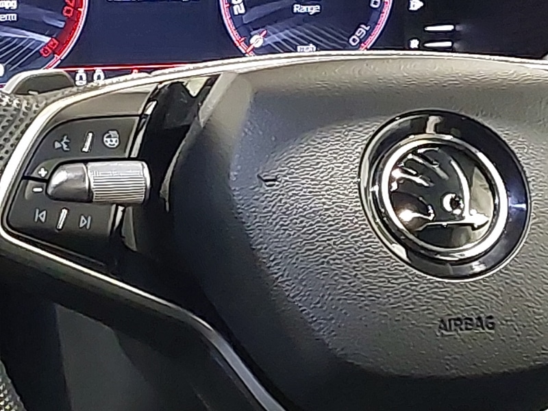 Used Skoda Karoq 2024 for sale - 77645644: Photo 10