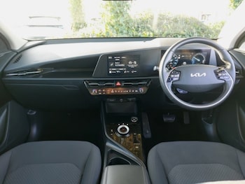 Used Kia Niro 2023 for sale - 77405747: Photo