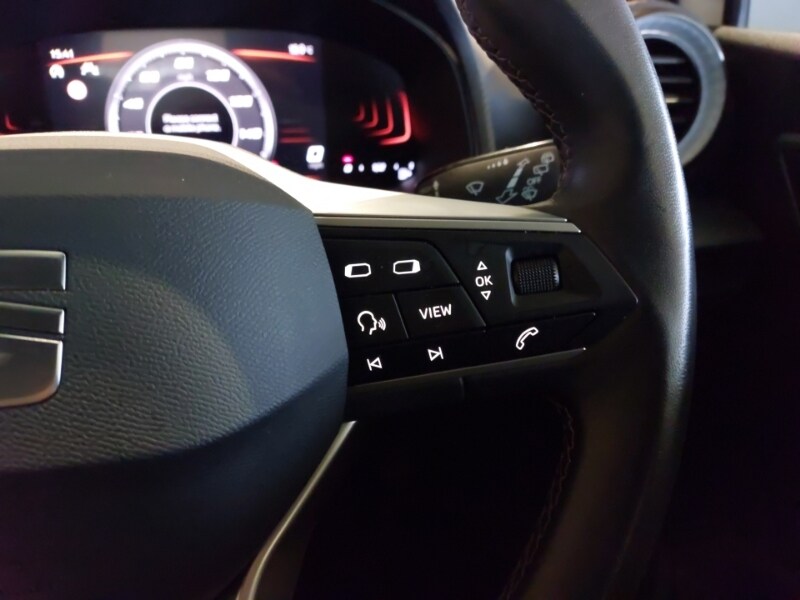 Used SEAT Arona 2023 for sale - 77298880: Photo 11