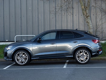 Used Audi Q3 2025 for sale - 77987328: Photo