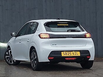 Used Peugeot 208 2025 for sale - 77889867: Photo