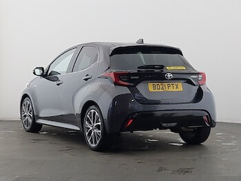 Used Toyota Yaris 2021 for sale - 77325566: Photo