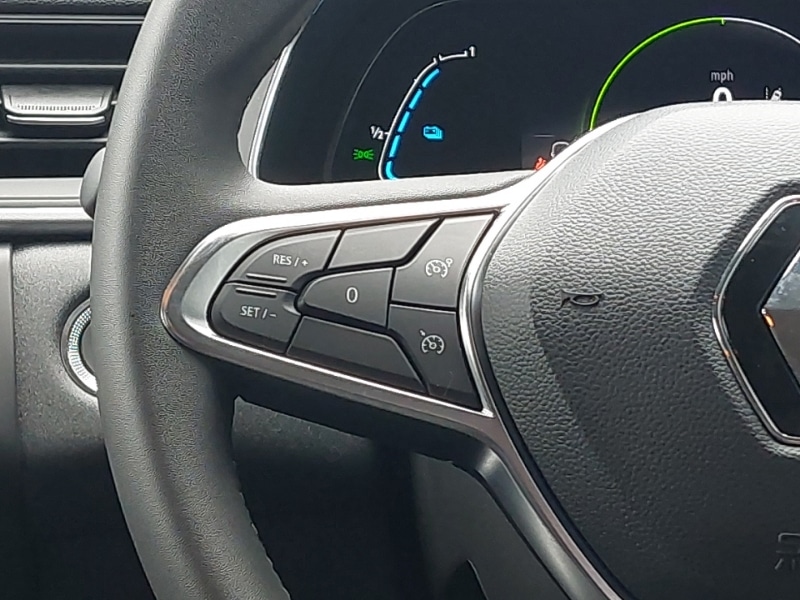 Used Renault Captur 2023 for sale - 77752269: Photo 10