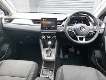 Used Renault Captur 2023 for sale - 77752269: Photo