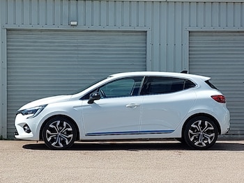Used Renault Clio 2023 for sale - 79555180: Photo