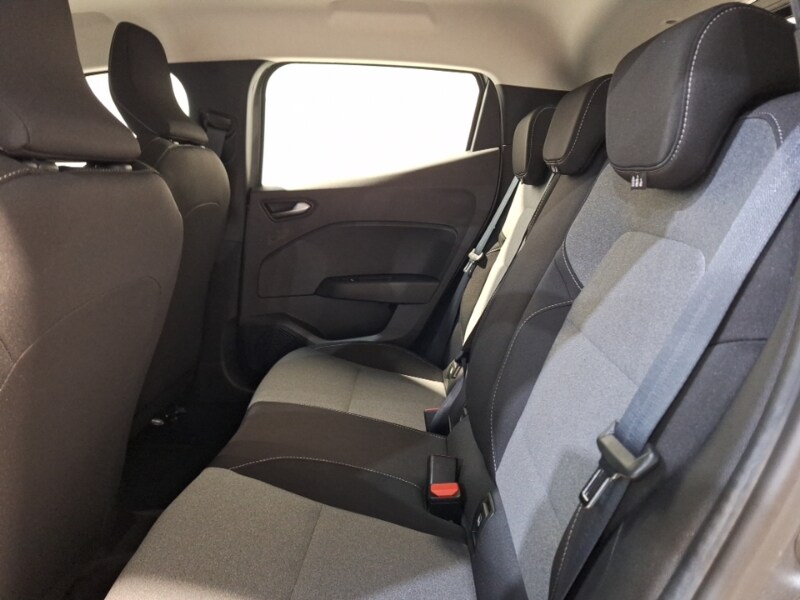 Used Renault Clio 2024 for sale - 77652631: Photo 6