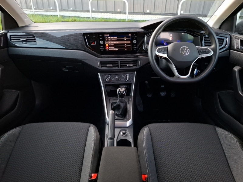 Used Volkswagen Polo 2024 for sale - 77762071: Photo 2