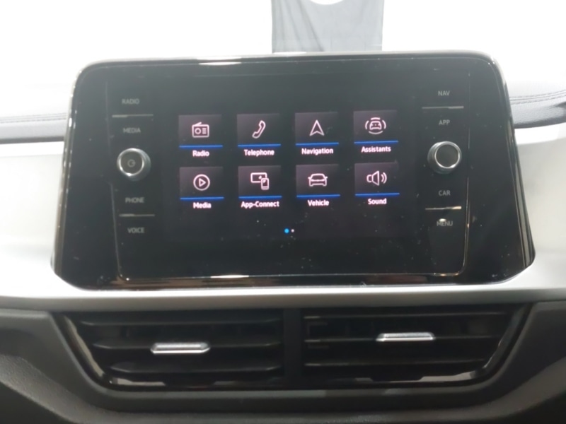 Used Volkswagen T-Roc 2023 for sale - 77066290: Photo 10