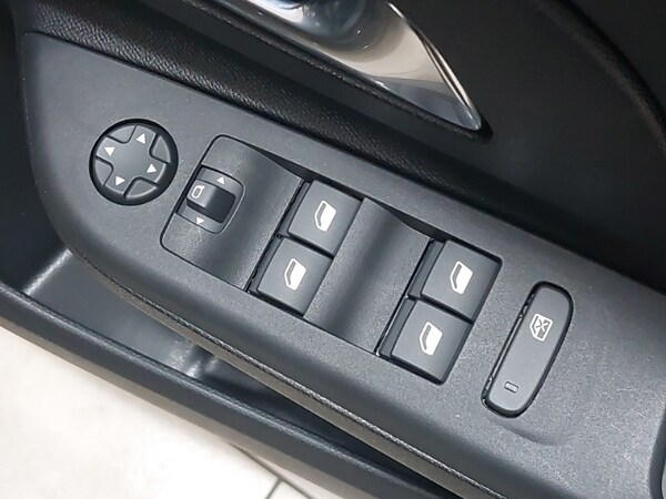 Used Vauxhall Corsa 2025 for sale - 76212328: Photo 12