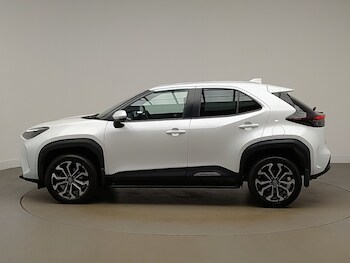 Used Toyota Yaris Cross 2022 for sale - 77467550: Photo