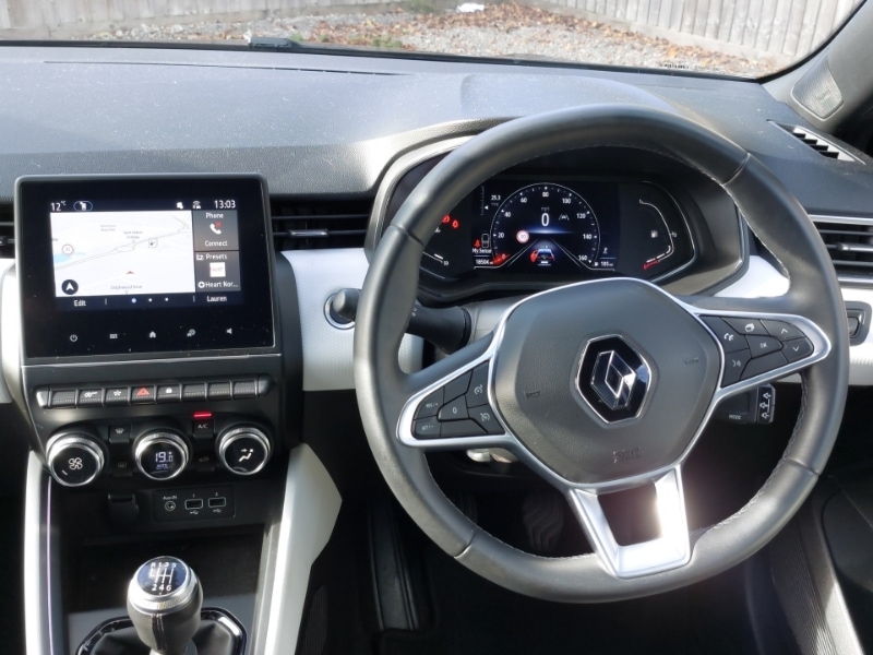Used Renault Clio 2021 for sale - 77224325: Photo 7