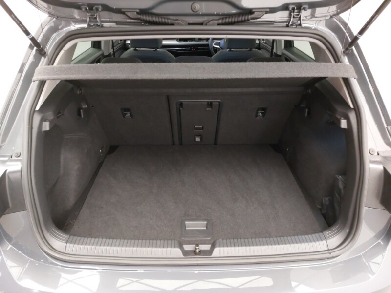 Used Volkswagen Golf 2023 for sale - 76861065: Photo 8