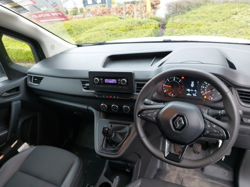 Used Renault Kangoo 2024 for sale - 77752261: Photo 2