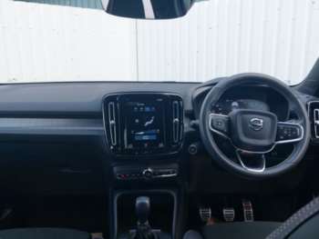 Used Volvo XC40 2021 for sale - 74957284: Photo