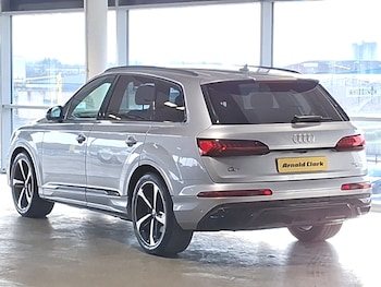 Used Audi Q7 2022 for sale - 78312948: Photo