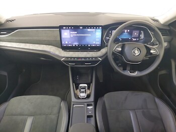 Used Skoda Octavia 2024 for sale - 76515449: Photo