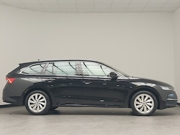 Used Skoda Octavia 2024 for sale - 76515449: Photo