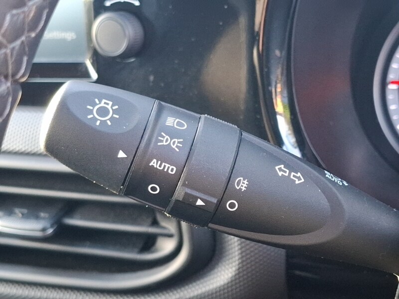 Used Hyundai i10 2023 for sale - 77365944: Photo 12