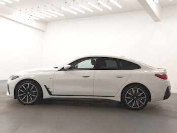 Used BMW i4 2023 for sale - 77343540: Photo