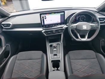 Used SEAT Leon 2025 for sale - 76198984: Photo 2