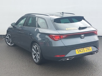 Used SEAT Leon 2025 for sale - 76198984: Photo 3