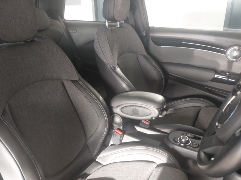 Used MINI Hatch 2021 for sale - 77817683: Photo 11