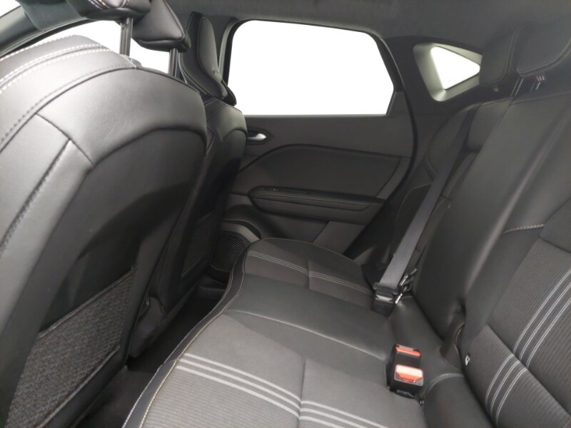 Used Renault Captur 2024 for sale - 77325620: Photo 6