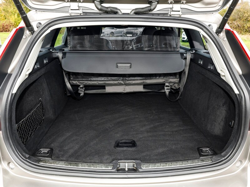 Used Volvo V60 2021 for sale - 77762154: Photo 8