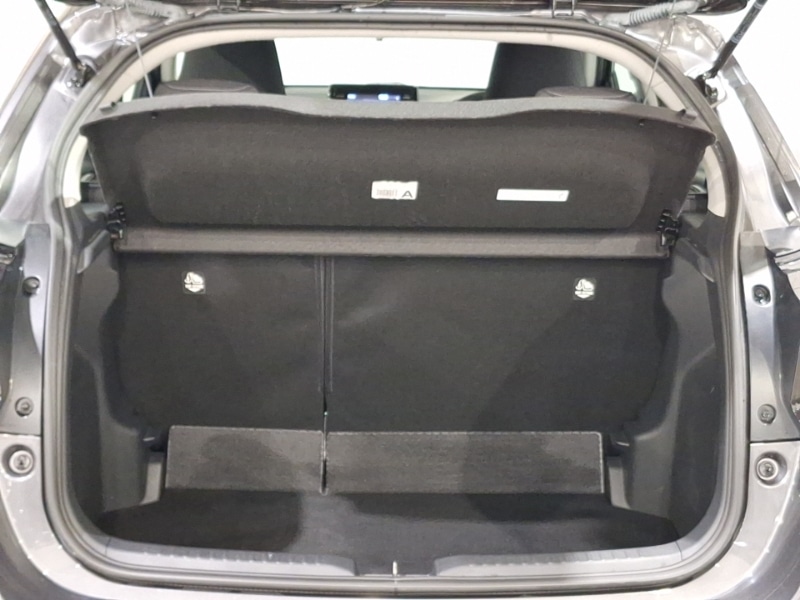 Used Toyota Yaris 2022 for sale - 76347516: Photo 8