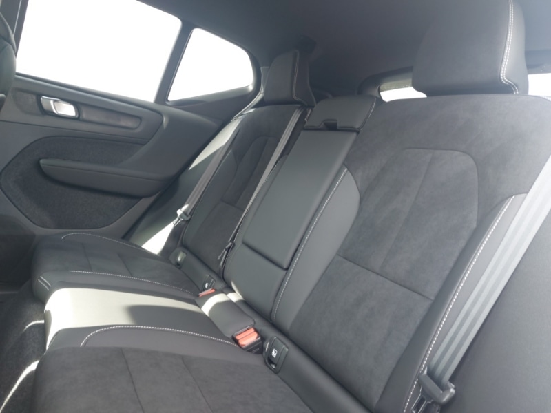 Used Volvo XC40 2025 for sale - 77552902: Photo 6