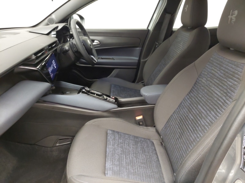 Used Alfa Romeo Junior 2025 for sale - 77955616: Photo 5