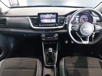 Used Kia Stonic 2022 for sale - 75914006: Photo