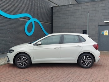 Used Volkswagen Polo 2023 for sale - 77127123: Photo