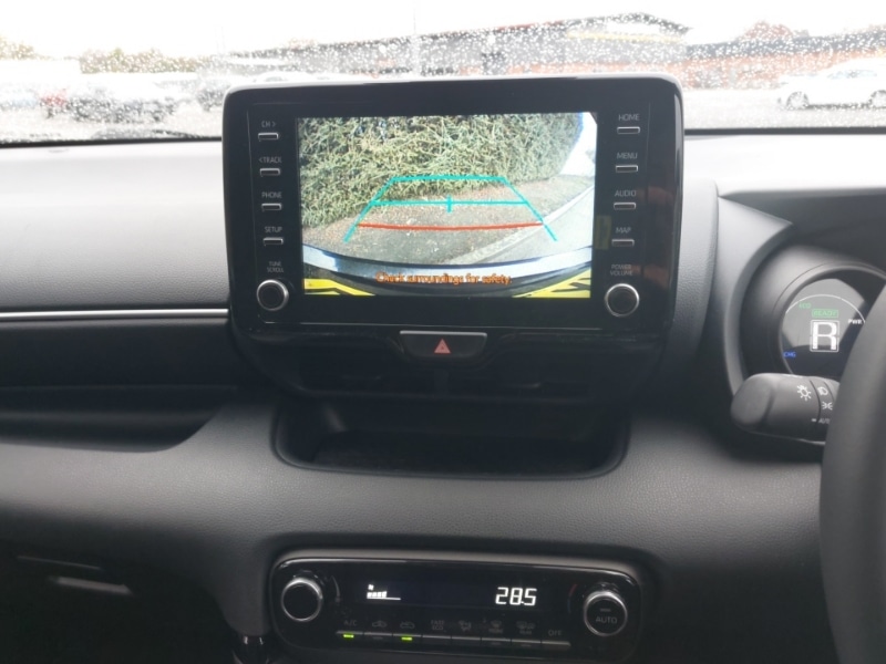 Used Toyota Yaris 2022 for sale - 77615132: Photo 11