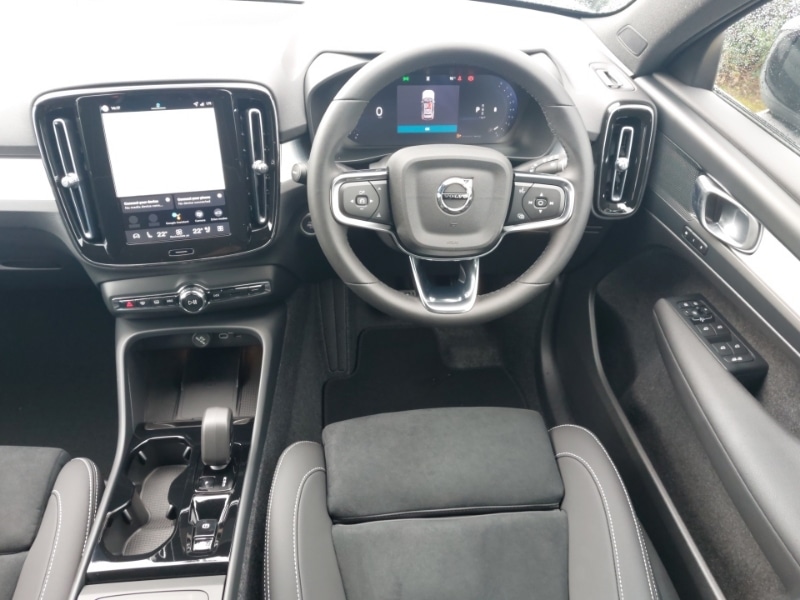 Used Volvo XC40 2025 for sale - 76967373: Photo 7