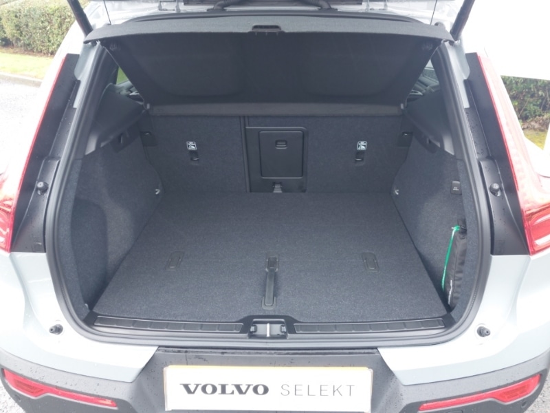 Used Volvo XC40 2025 for sale - 76967373: Photo 8