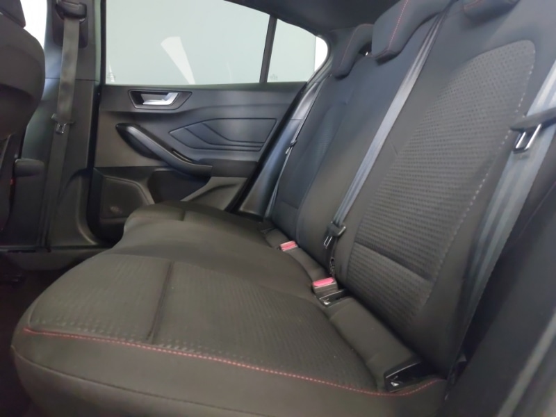 Used Ford Focus 2022 for sale - 76293632: Photo 6