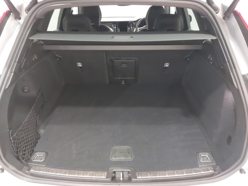 Used Volvo XC60 2024 for sale - 76720664: Photo 8