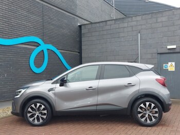 Used Renault Captur 2022 for sale - 77875960: Photo