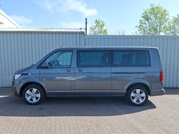 Used Volkswagen Transporter Shuttle 2024 for sale - 78952426: Photo
