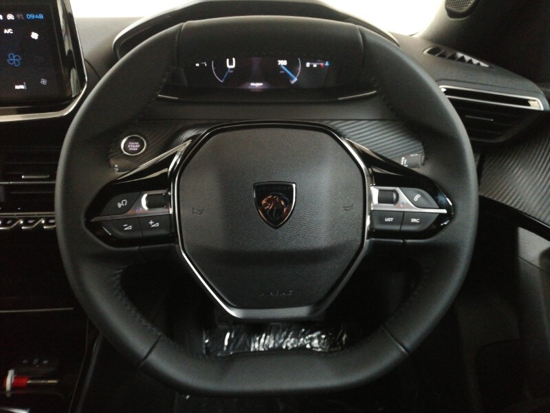 Used Peugeot 2008 2025 for sale - 76861060: Photo 11