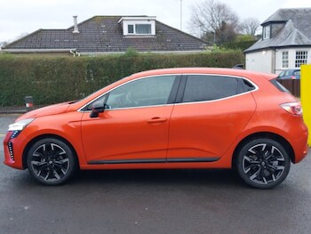 Used Renault Clio 2025 for sale - 76925359: Photo