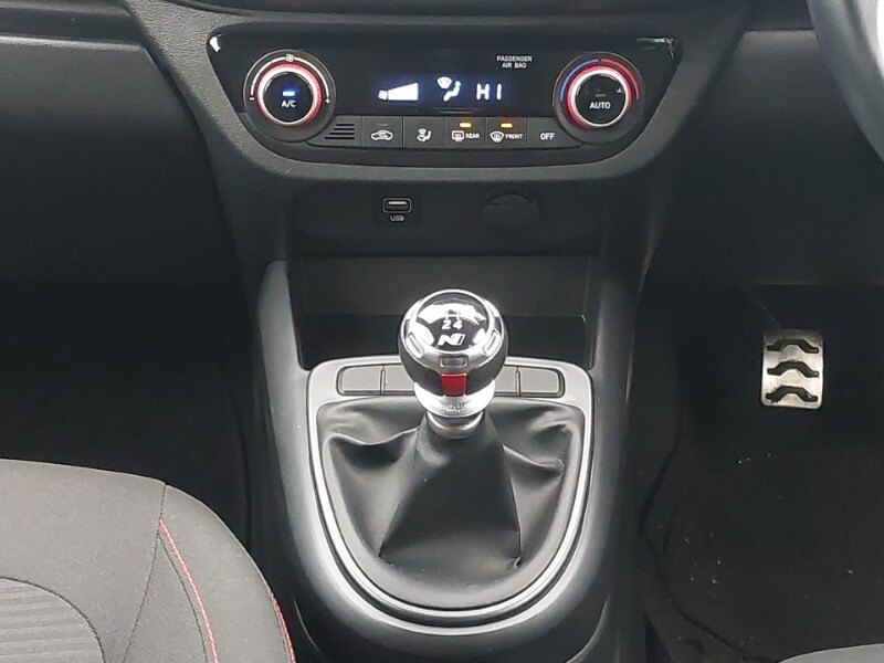 Used Hyundai i10 2021 for sale - 77467775: Photo 11