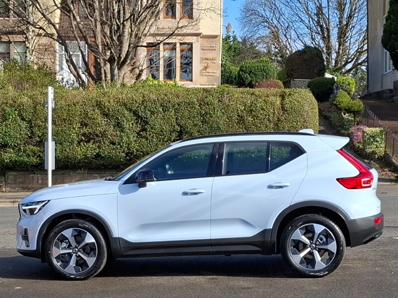Used Volvo XC40 2025 for sale - 77986987: Photo 4